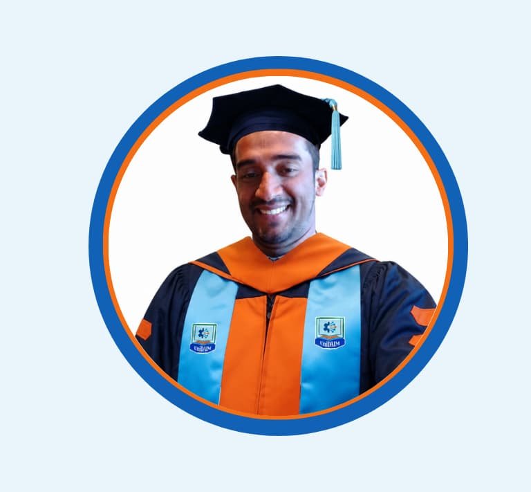 Dr. Ananda Majumdar